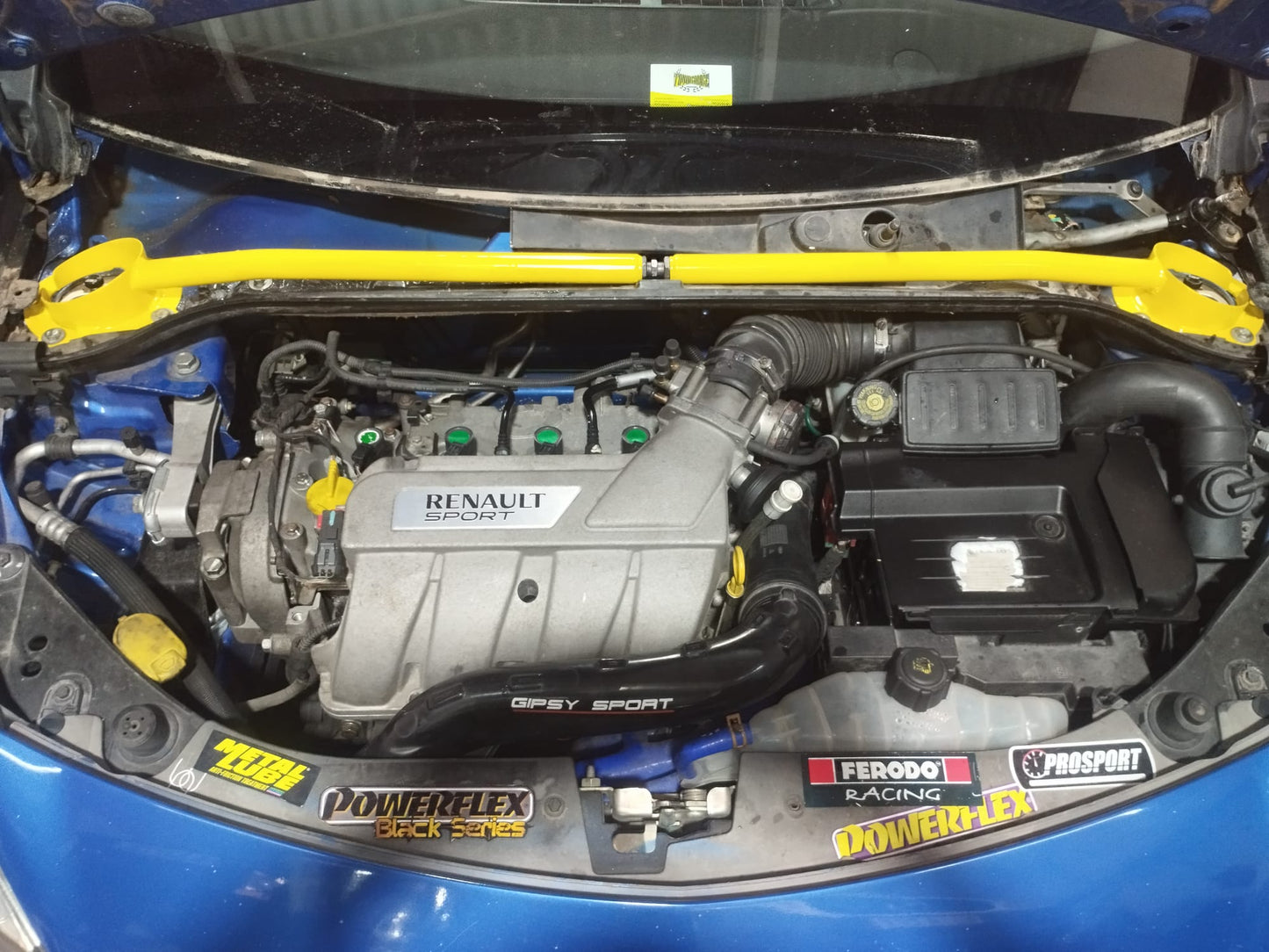 Barra de torretas delantera Renault Clio 3